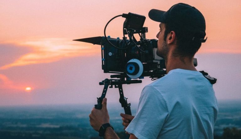 Learn to Shoot, Edit and Produce Like a Pro with a Videography Course